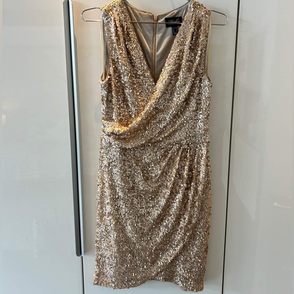 Adrianna Papell Gold Sequin V-Neck Sheath Dress